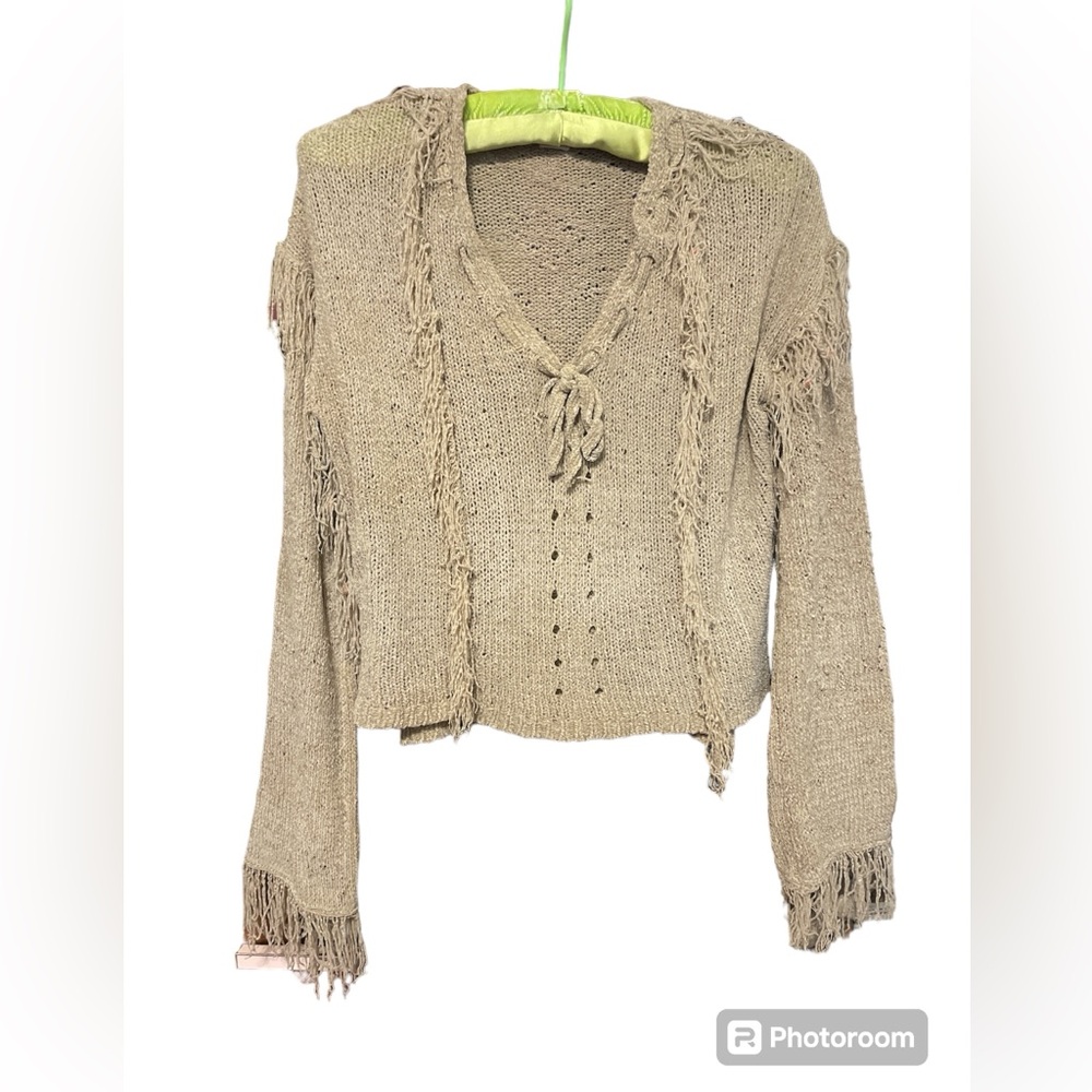 Uniq Tan Knit Fringe V-Neck Crop Sweater SZ M